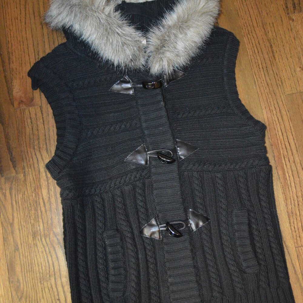 Jone New York Sport Black Outer wear Sweater Vest~Hood~Faux Fur trim~LG